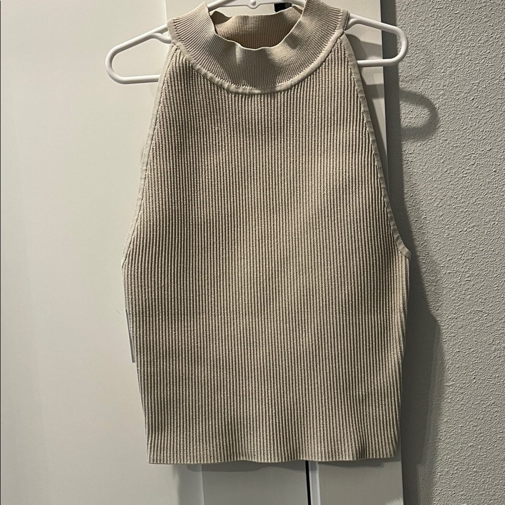 NEW Aritzia Sculpted Cream Ribbed Tank